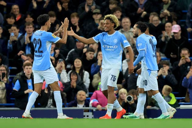 Manchester City v Norwich City - Carabao Cup Third Round Vitor Reis, Floyd Samba and Rayan Cherki of Manchester City celebrate 1st goal during the Carabao Cup Third Round match between Manchester City and Norwich City at Etihad Stadium on September 17, 2026 in Manchester, England. WARNING! This Photograph May Only Be Used For Newspaper And Or Magazine Editorial Purposes. May Not Be Used For Publications Involving 1 player, 1 Club Or 1 Competition Without Written Authorisation From Football DataCo Ltd. For Any Queries, Please Contact Football DataCo Ltd on +44 (0) 207 864 9121 Manchester Etihad Stadium England United Kingdom Copyright: xAllstarxPicturexLibraryxLtdx