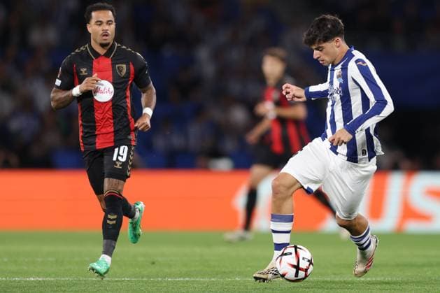 Jon Martin of Real Sociedad in action. Real Sociedad v AFC Bournemouth, UEFA Europa League, Football, Reale Arena, San Sebastian, Spain - 17 Sep 2026San Sebastian Reale Arena Australia  Copyright: xRaddadxJebarah Shutterstockx 17155987s