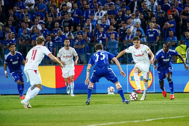 Football - Europa League - League phase - Round 1 - PFC Levski Sofia vs FC Red Bull Salzburg - 09.17.2026 Football - Europa League - League phase - Round 1: Bartosz Mazurek, 15 of FC Red Bull Salzburg and Aldair, 21 of PFC Levski during Europa League phase - Round 1 match between PFC Levski Sofia vs FC Red Bull Salzburg at Vasil Levski Stadium in Sofia, Bulgaria, on September 17th, 2026. Copyright: xYulianxTodorovx