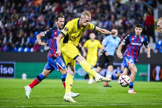 Union s Louis Patris pictured in action during a soccer game between Czech FC Viktoria Plzen and Belgian Royale Union Saint-Gilloise, Thursday 17 September 2026 in Plzen, Czech Republic, on the first day (out of 8) in the league phase of the UEFA Europa League competition. TOM GOYVAERTS TomxGoyvaerts  x186776445x