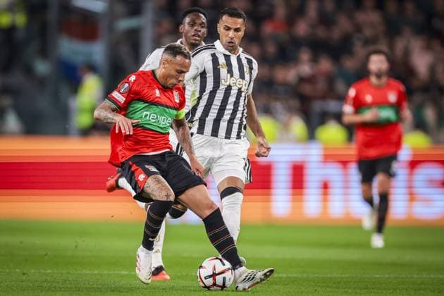 TURIN , 17-09-2026 , Allianz Stadium , season 2026 2027 , Europa League phase , match between Juventus and NEC Nijmegen , picture shows NEC player Tjaronn Chery and Juventus player Zeki Celik Juventus - NEC  x207186593x Copyright: