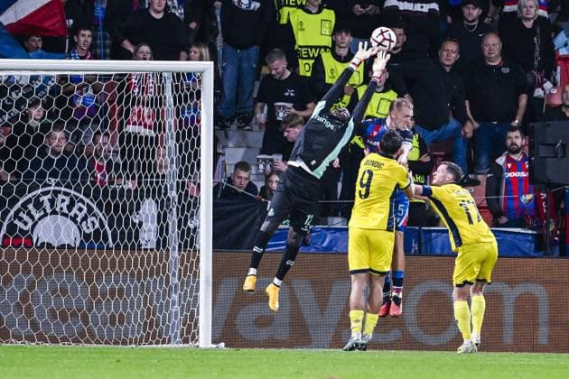 Union s goalkeeper Herve Koffi, Plzen s Karel Spacil and Union s Rob Schoofs pictured in action during a soccer game between Czech FC Viktoria Plzen and Belgian Royale Union Saint-Gilloise, Thursday 17 September 2026 in Plzen, Czech Republic, on the first day (out of 8) in the league phase of the UEFA Europa League competition. TOM GOYVAERTS TomxGoyvaerts  x186777152x