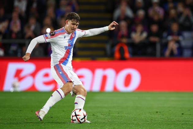 UEFA Europea League: Crystal Palace v Lech Poznan LONDON, UK - 17th Sept 2026: Jorgen Strand Larsen of Crystal Palace scores his side s third goal from the penalty spot during the UEFA Europa League league stage match between Crystal Palace FC and Lech Poznan at Selhurst Park London Selhurst Park England United Kingdom Copyright: xCraigxMercerx xPeakxActionxPhotosx