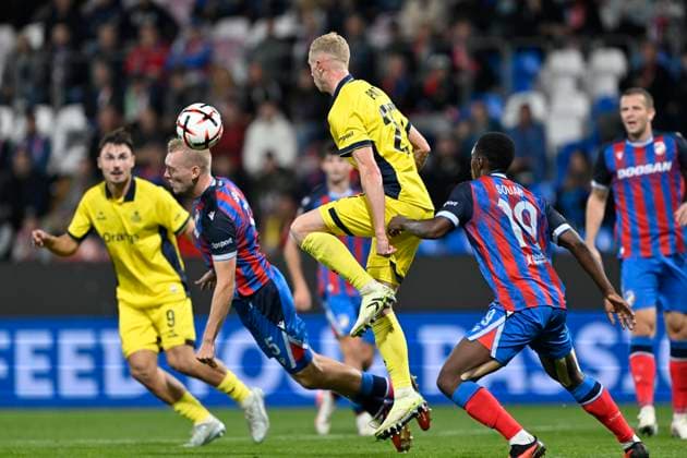 Viktoria Plzen v Royale Union Saint-Gilloise - UEFA Europa League PLZEN, CZECH REPUBLIC - SEPTEMBER 17 : Spacil Karel defender of Viktoria Plzen and Patris Louis defender of Royale Union Saint-Gilloise during the UEFA Europa League 2026 27 League Phase MD1 match between Viktoria Plzen and Royale Union Saint-Gilloise on September 17, 2026 in Plzen, Czech Republic, 17 09 2026 Plzen Czech Republic  Copyright: xDhax