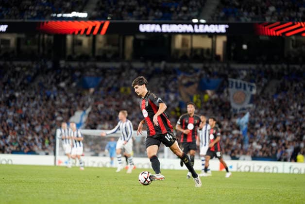 Antonio Silva seen in action during the UEFA Europa League football match between Real Sociedad and AFC Bournemouth at Estadio Anoeta on September 17, 2026 in San Sebastian, Spain. (Mickael Ducint Ball Raw Images) San Sebastian Estadio Anoeta Spain Copyright: xMickaelxDucintx mickaelducint_RealSociedad_Bournemouth638