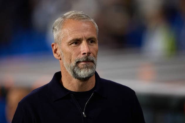 September 17, 2026, San Sebastian, Guipuzcoa, Spain: Marco Rose head coach of AFC Bournemouth looks on prior to the UEFA Europa League 2026 27 League Phase MD1 match between Real Sociedad and AFC Bournemouth at Anoeta on September 17, 2026, in San Sebastian, Spain. Real Sociedad V AFC Bournemouth - UEFA Europa League 2026 27 League Phase MD1  - ZUMAa181 20260917_zaa_a181_083 Copyright: xRicardoxLarreinax