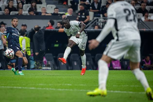 Besiktas JK vs Marseille UEFA Europa League - League Phase MD1 Junior Olaitan of Besiktas JK kicks the ball during the UEFA Europa League 2026 27 League Phase MD1 match between Besiktas JK and Marseille at Tupras Stadium in Istanbul, Turkey, on September 17, 2026 Istanbul Turkey  Copyright: xBurakxBasturkx