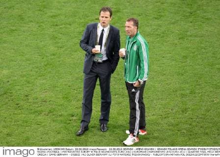 Football, EURO 2012, German players and officials before kick-off