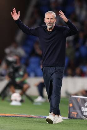 Bournemouth manager Marco Rose shows a look of frustration. Real Sociedad v AFC Bournemouth, UEFA Europa League, Football, Reale Arena, San Sebastian, Spain - 17 Sep 2026San Sebastian Reale Arena Australia  Copyright: xRaddadxJebarah Shutterstockx 17155987ci