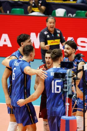 Italy celebrates after a point during a Men™s Euro pool A volleyball match between Italy and Slovenia in Modena, Italy - September 17, 2026  Copyright: xLucaxDiliberto LaPressex