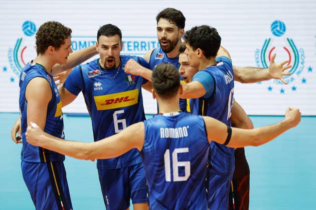 Italy celebrates after a point during a Men™s Euro pool A volleyball match between Italy and Slovenia in Modena, Italy - September 17, 2026  Copyright: xLucaxDiliberto LaPressex