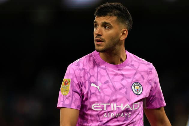Manchester City v Norwich City, EFL Cup Geronimo Rulli (28) of Manchester City during the EFL Cup match between Manchester City and Norwich City at the Etihad Stadium, Manchester, UK on 17 September 2026. Manchester Etihad Stadium Manchester UK Editorial use only DataCo restrictions apply See www.football-dataco.com , Copyright: xConorxMolloyx PSI-24893-0057