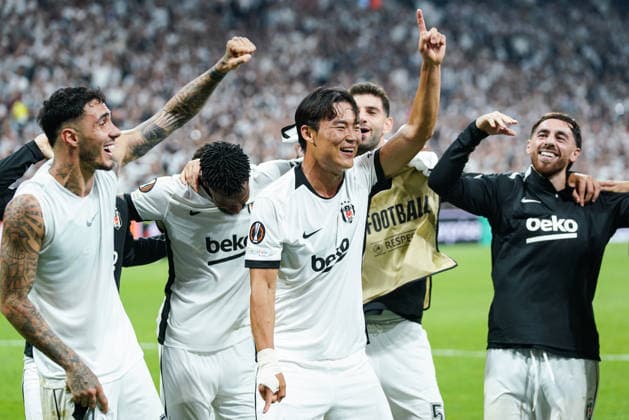 Besiktas v Olympique Marseille - UEFA Europa League ISTANBUL, TURKIYE - SEPTEMBER 18: Players of Besiktas celebrate victory at the end of the UEFA Europa League Week 1 match between Besiktas and Olympique Marseille at Tupras Stadium in Istanbul, Turkiye, on September 18, 2026. Cemal Yurttas Anadolu Istanbul Turkey. Editorial use only. Please get in touch for any other usage.  Copyright: x2026xAnadoluxCemalxYurttasx