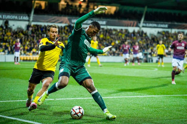 Europa League soccer 2026–2027 Lillestrom SCU Torreense Lillestrom 20260917 Lillestrom’s Fredrik Gulbrandsen and SCU Torreense’s goalkeeper Adriel battle for the ball during the Europa League soccer match between Lillestrom and SCU Torreense at Arasen. Photo by Stian Lysberg Solum, NTB, Lillestrøm, Norway. EDITORIAL USE ONLY. RESTRICTED USE FOR BETTING COMPANIES.  Copyright: xStianxLysbergxSolumx xNTBx