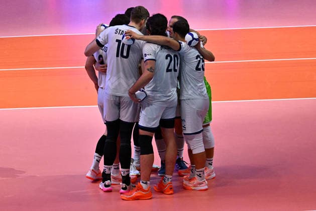 VOLLEYBALL - CEV Eurovolley Men - Italy vs. Slovenia Photo by IPA ABACAPRESS.COM88650592 - Slovenia s starting six Modena Italy  Copyright: xIPAxSport ABACAx