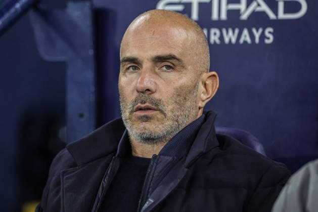 Manchester City v Norwich City - Carabao Cup Third Round Enzo Maresca, manager of Manchester City, watches the Carabao Cup round 3 match between Manchester City and Norwich City at Etihad Stadium in Manchester, United Kingdom, on September 17, 2026. Manchester Greater Manchester United, ManU Kingdom  Copyright: xNewsxImagesx originalFilename:cosgrove-carabaoc260917_npL22.jpg