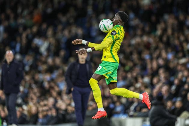 Manchester City v Norwich City - Carabao Cup Third Round Papa Amadou Diallo of Norwich City controls the ball during the Carabao Cup round 3 match between Manchester City and Norwich City at Etihad Stadium in Manchester, United Kingdom, on September 17, 2026. Manchester Greater Manchester United, ManU Kingdom  Copyright: xNewsxImagesx originalFilename:cosgrove-carabaoc260917_npW3f.jpg