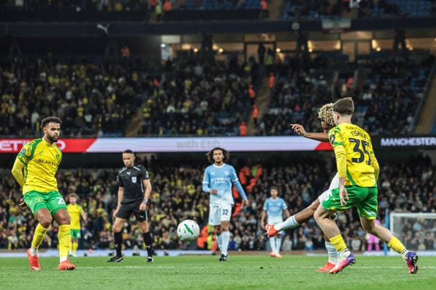 Manchester City v Norwich City - Carabao Cup Third Round Floyd Samba of Manchester City scores to make it 4-0 during the Carabao Cup round 3 match between Manchester City and Norwich City at Etihad Stadium in Manchester, United Kingdom, on September 17, 2026. Manchester Greater Manchester United, ManU Kingdom  Copyright: xNewsxImagesx originalFilename:cosgrove-carabaoc260917_npyHQ.jpg