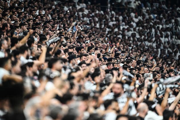 Besiktas v Olympique Marseille - UEFA Europa League ISTANBUL, TURKIYE - SEPTEMBER 17: Fans of Besiktas show their support during the UEFA Europa League Week 1 match between Besiktas and Olympique Marseille at Tupras Stadium in Istanbul, Turkiye, on September 17, 2026. Hakan Akgun Anadolu Istanbul Turkey. Editorial use only. Please get in touch for any other usage.  Copyright: x2026xAnadoluxHakanxAkgunx