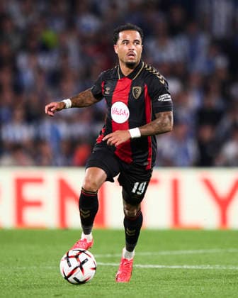 Real Sociedad de Futbol v AFC Bournemouth - UEFA Europa League 2026 27 League Phase MD1 Justin Kluivert of AFC Bournemouth with the ball during the UEFA Europa League 2026 27 Phase MD1 match between Real Sociedad and AFC Bournemouth at Estadio Anoeta in San Sebastian, Spain, on September 17, 2026. San Sebastian Spain  Copyright: xCesarxOrtizxGonzalezx originalFilename:ortizgonzalez-realsoci260917_npF2l.jpg