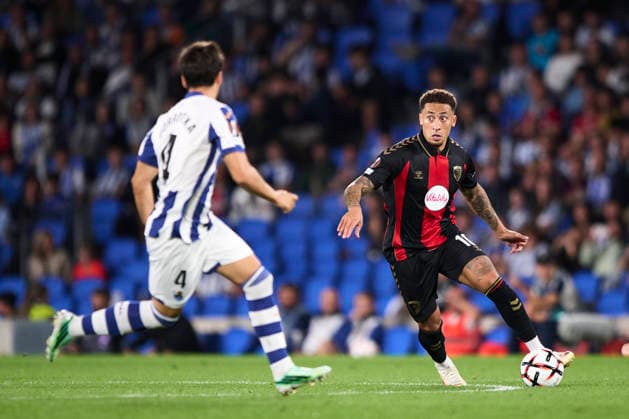 Real Sociedad de Futbol v AFC Bournemouth - UEFA Europa League 2026 27 League Phase MD1 Marcus Tavernier of AFC Bournemouth controls the ball during the UEFA Europa League 2026 27 Phase MD1 match between Real Sociedad and AFC Bournemouth at Estadio Anoeta in San Sebastian, Spain, on September 17, 2026. San Sebastian Spain  Copyright: xCesarxOrtizxGonzalezx originalFilename:ortizgonzalez-realsoci260917_npzZN.jpg