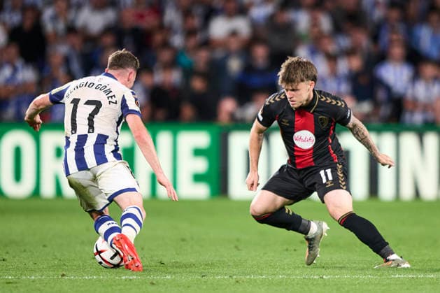 Real Sociedad de Futbol v AFC Bournemouth - UEFA Europa League 2026 27 League Phase MD1 Sergio Gomez of Real Sociedad with the ball during the UEFA Europa League 2026 27 Phase MD1 match between Real Sociedad and AFC Bournemouth at Estadio Anoeta in San Sebastian, Spain, on September 17, 2026. San Sebastian Spain  Copyright: xCesarxOrtizxGonzalezx originalFilename:ortizgonzalez-realsoci260917_npmI4.jpg