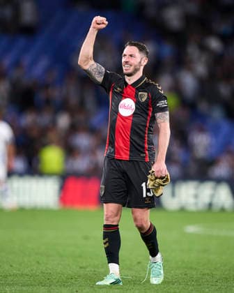 Real Sociedad de Futbol v AFC Bournemouth - UEFA Europa League 2026 27 League Phase MD1 Adam Smith of AFC Bournemouth celebrates the victory during the UEFA Europa League 2026 27 Phase MD1 match between Real Sociedad and AFC Bournemouth at Estadio Anoeta in San Sebastian, Spain, on September 17, 2026. San Sebastian Spain  Copyright: xCesarxOrtizxGonzalezx originalFilename:ortizgonzalez-realsoci260917_npZm2.jpg