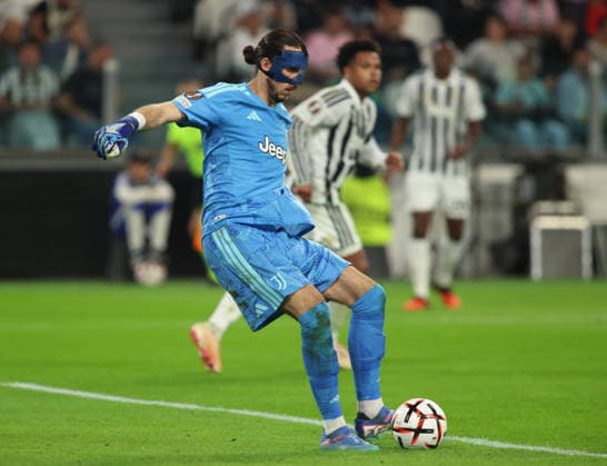 IPA88651444 - Kamil Grabara of Juventus FC during the UEFA Europa League match between Juventus FC and NEC Nijmegen on September 17, 2026, at Allianz Stadium in Turin, Italy, as part of the 2026–27 season. Photo by Nderim KACELI  Copyright: xNderimxKaceli IPAxSportx xx IPA88651444
