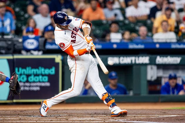 September 17, 2026, Houston, Texas, USA: Houston Astros shortstop JEREMY PENA (3) hits a home run during the first inning against the Kansas City Royals at Daikin Park. MLB, Baseball Herren, USA 2026: Houston Astros Vs. Kansas City Royals  - ZUMAh306 20260917_zsp_h306_003 Copyright: xOscarxHerrerax