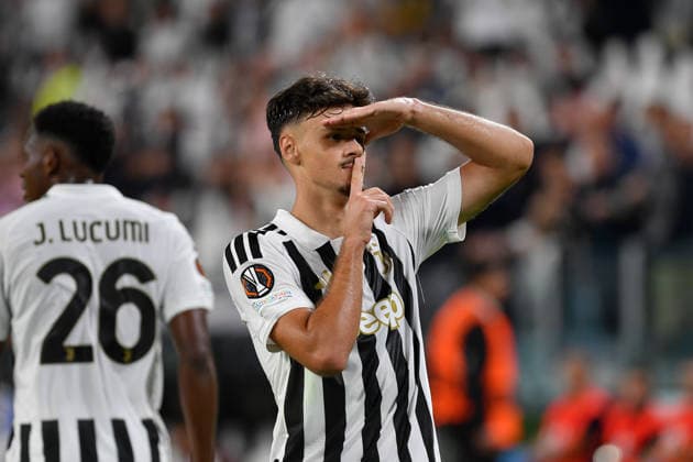IPA88652206 - Kerim Alajbegovic of Juventus FC celebrates after scoring a goal during the 2026 27 UEFA Europa League match between Juventus FC and N.E.C. Nijmegen at Allianz Stadium on September 17, 2026, in Turin, Italy — Photo by Giuliano Marchisciano  Copyright: xGiulianoxMarchisciano IPAxSportx xx IPA88652206