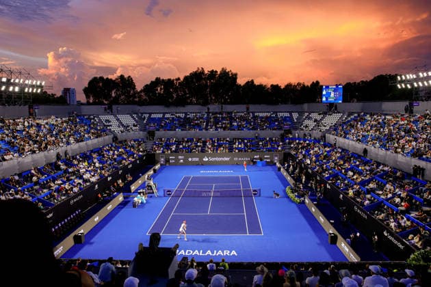 WTA GUADALAJARA OPEN 2026 WTA GUADALAJARA OPEN 2026 MARTA KOSTYUK VS LIUDMILA SAMSONOVA 09 17 2026 GUADALAJARA, JALISCO General view of the sunset at the main stadium during a match at the 2026 WTA Guadalajara Open, held at the Centro Panamericano de Tenis in Guadalajara, Jalisco, Mexico Photo of the sunset at the main stadium, during a match of the WTA Guadalajara Open 2026 held at the Centro Panamericano de Tenis in Guadalajara, Jalisco, Mexico PHOTO BY IMAGENSHOP PHOTO AGENCY GUADALAJARA JALISCO MEXICO Copyright: xIMAGENSHOPxAGENCIAxFOTOGRAFICAx