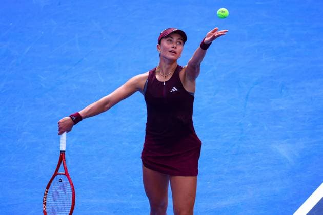 September 17, 2026: TO-45153- GUADALAJARA 2026. .La estadounidense Iva Jovic dio un paso m& xe1;s en la defensa de su t& xed;tulo en el Guadalajara Open 2026, luego de imponerse a la turca Zeynep S& xf6;nmez por 7-6(5) y 6-4, en los octavos de final del torneo disputado sobre la cancha dura del Centro Panamericano de Tenis. Jovic, segunda sembrada y campeona de la edici& xf3;n anterior, tuvo que emplearse a fondo ante una combativa S& xf6;nmez, pero respondi& xf3; en los momentos decisivos para quedarse con la victoria en un encuentro de dos horas y ocho minutos. Con este resultado, la estadounidense asegur& xf3; su lugar en los cuartos de final y mantiene firme su intenci& xf3;n de repetir el campeonato en Guadalajara..Guadalajara, Jalisco. Clasos.com.mx - ZUMAcs4_ 20260917_faa_cs4_060 Copyright: xDiegoxMorenox