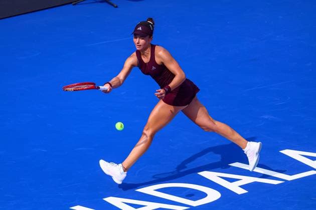 September 17, 2026: TO-45153- GUADALAJARA 2026. .La estadounidense Iva Jovic dio un paso m& xe1;s en la defensa de su t& xed;tulo en el Guadalajara Open 2026, luego de imponerse a la turca Zeynep S& xf6;nmez por 7-6(5) y 6-4, en los octavos de final del torneo disputado sobre la cancha dura del Centro Panamericano de Tenis. Jovic, segunda sembrada y campeona de la edici& xf3;n anterior, tuvo que emplearse a fondo ante una combativa S& xf6;nmez, pero respondi& xf3; en los momentos decisivos para quedarse con la victoria en un encuentro de dos horas y ocho minutos. Con este resultado, la estadounidense asegur& xf3; su lugar en los cuartos de final y mantiene firme su intenci& xf3;n de repetir el campeonato en Guadalajara..Guadalajara, Jalisco. Clasos.com.mx Sports News - September 17, 2026  - ZUMAcs4_ 20260917_faa_cs4_068 Copyright: xDiegoxMorenox