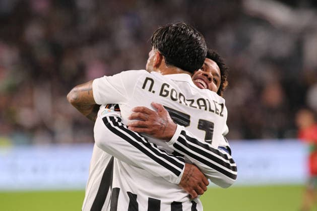 SOCCER - UEFA Europa League - Juventus FC vs. NEC Nijmegen Photo by IPA ABACAPRESS.COM88646897 - Nicolas Ivan Gonzalez (Juventus FC) and Weston McKennie (Juventus FC) celebrate during the Juventus FC vs. NEC Nijmegen Europa League soccer match in Turin, Italy, on September 17, 2026 Turin Italy  Copyright: xIPAxSport ABACAx