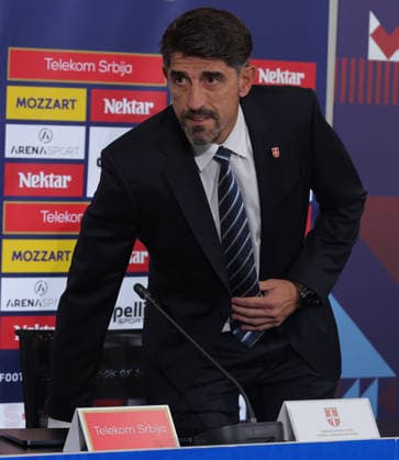 Veljko Paunovic, UEFA Nations League press conference, PK, Pressekonferenz Stara Pazova, Serbia. Sept. 18th 2026. Serbia s football national team, Nationalteam head coach Veljko Paunovic during the press conference ahead of the Serbia v Greece UEFA Nations League match on September 18. 2026. in Stara Pazova, Serbia. Stara Pazova Serbia Copyright: xPedjaxMilosavljevic STARSPORTx x2026x