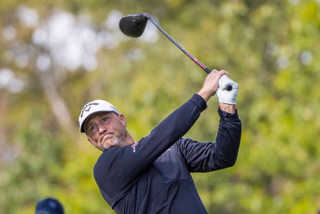 Golf - DP World Tour (European Tour) ˜Rolex Series™ - 2026 BMW PGA, Golf Herren Championship - Second Round - West Course, Wentworth Club - Friday 18th September 2026 2025 Wentworth champion Alex Noren (AUS) tees off from the 17th hole COLORSPORT DANIEL BEARHAM  cspDB_BMWPGA_R2_180926_