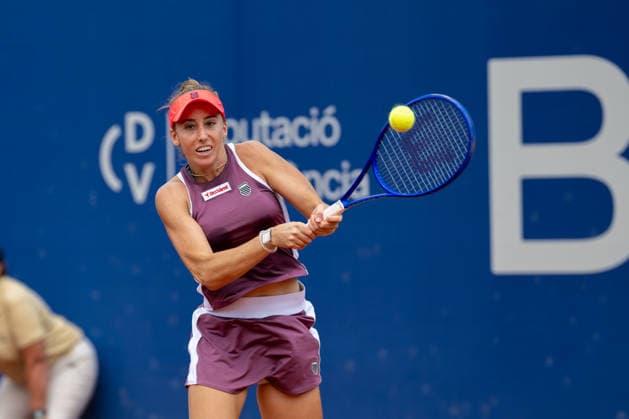 BBVA Open Internacional of Valencia Quarter Final Guiomar Maristany Zuleta de Reales from Spain against Clara Burel from France in action during the BBVA Open Internacional of Valencia Quarter Final at Sporting Tennis Valencia, (Valencia ) on September 18, 2026. Copyright: xVicentexVidalxFernandezx