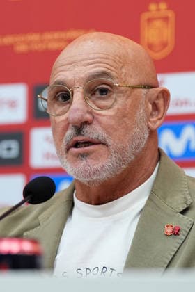September 18, 2026, Las Rozas, Madrid, Spain: Luis de la Fuente, head coach of Spain, attends a press conference, PK, Pressekonferenz to announce the squad list ahead of the UEFA Nations League 2026 27 matches against Croatia, England and Czech Republic on September 18, 2026, in Las Rozas, Madrid, Spain. Las Rozas Spain - ZUMAa181 20260918_zaa_a181_081 Copyright: xDennisxAgyemanx