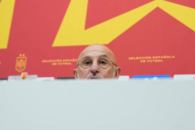 September 18, 2026, Las Rozas, Madrid, Spain: Luis de la Fuente, head coach of Spain, attends a press conference, PK, Pressekonferenz to announce the squad list ahead of the UEFA Nations League 2026 27 matches against Croatia, England and Czech Republic on September 18, 2026, in Las Rozas, Madrid, Spain. Luis De La Fuente Press Conference - UEFA Nations League - ZUMAa181 20260918_zaa_a181_107 Copyright: xDennisxAgyemanx