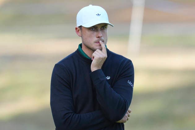 VIRGINIA WATER, ENGLAND - SEPTEMBER 18: Ludvig Aberg (SWE) waits on the fourteenth green during Round 2 at the BMW PGA, Golf Herren Championship at Wentworth Golf Club, Virginia Water on September 18, 2026 in Surrey, England The BMW PGA Championship