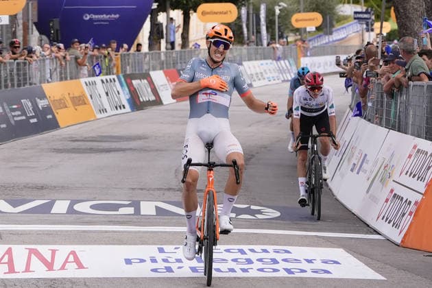 France s KÃ vin Vauquelin of Netcompany Ineos winner of the stage during the Giro d™Abruzzo, stage 4 from Silvi to Controguerra (182 km) - Abruzzo, Italy - Friday, September 18, 2026. - cycling.  Copyright: xFabioxFerrari LaPressex