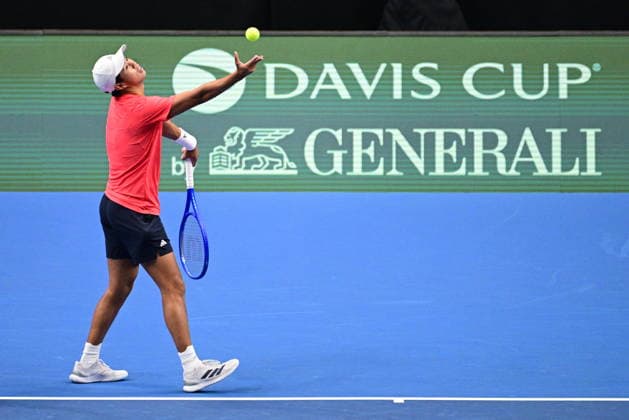 Learner Tien (USA) playes against Jakub Mensik (CZE) in the game of the 2026 Davis Cup men s team tennis World Championship, WM, Weltmeisterschaft match between the Czech Republic and the United States, in Prague, Czech Republic, on September 18, 2026. (CTKxPhoto MichalxKamaryt) CTKPhotoP2026091805301  CTKPhotoP2026091805301