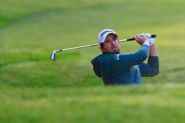 RECORD DATE NOT STATED 18th September 2026; Wentworth Golf Club, Virginia Water, Surrey, England; DP World Tour Golf, BMW PGA, Golf Herren Championship, Day Two; Ricardo Gouveia in the fairway bunker with his second shot to the third hole ChrisxRoll