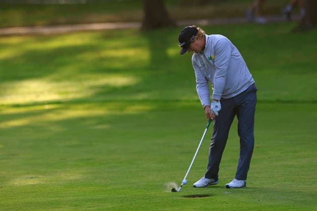 RECORD DATE NOT STATED 18th September 2026; Wentworth Golf Club, Virginia Water, Surrey, England; DP World Tour Golf, BMW PGA, Golf Herren Championship, Day Two; Charlie Hoffman with his second shot to the third hole ChrisxRoll