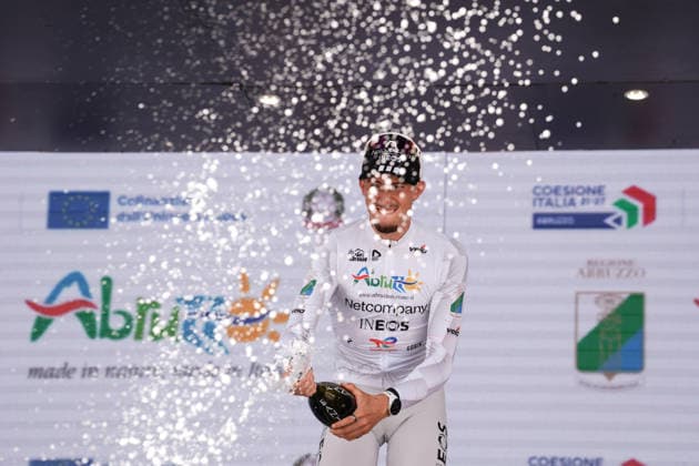 France s Kevin Vauquelin of Netcompany Ineos winner of the stage and race during the Giro d™Abruzzo, stage 4 from Silvi to Controguerra (182 km) - Abruzzo, Italy - Friday, September 18, 2026. - cycling.  Copyright: xMassimoxPaolone LaPressex
