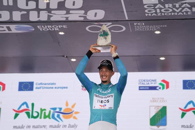 France s Kevin Vauquelin of Netcompany Ineos winner of the stage and race during the Giro d™Abruzzo, stage 4 from Silvi to Controguerra (182 km) - Abruzzo, Italy - Friday, September 18, 2026. - cycling.  Copyright: xMassimoxPaolone LaPressex