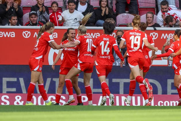 GER, Mainz, FSV Mainz 05 vs. Eintracht Frankfurt, Google Pixel Women s Bundesliga, Soccer, DFB, 2026–2027 Season, MEWA Arena, Matchday 5 in Pictures: Kara Bathmann of Mainz 05 Women s Team 4 scores the 1–0 goal, Celebration and joy, emotions. DFB and DFL regulations prohibit any use of photographs as image sequences and or quasi-video. September 18, 2026 Copyright: HMBxMedia HendrikxHamelau