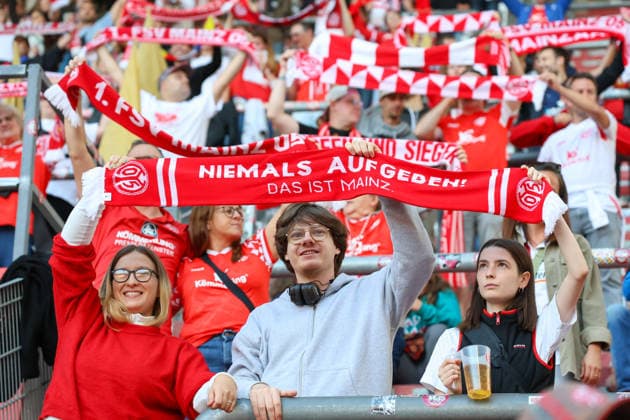 September 18, 2026, xusrbx, Soccer Google Pixel Women s Bundesliga, FSV Mainz 05 vs. Eintracht Frankfurt, the Mainz 05 fans, Mainz