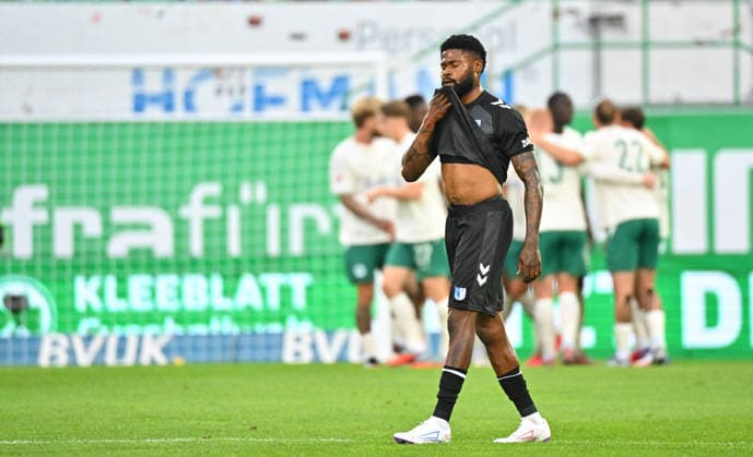 September 18, 2026 Soccer Season 2026–2027, Matchday 2, Bundesliga, SpVgg Greuther Fürth vs. Kleeblatt FC Magdeburg, FCM Sports Photo by Zink MeZi xmexzix. DFL regulations prohibit any use of photographs as image sequences and or quasi-video; for editorial use only. Moritz Broni Kwarteng 10, FC Magdeburg disappoints; disappointment