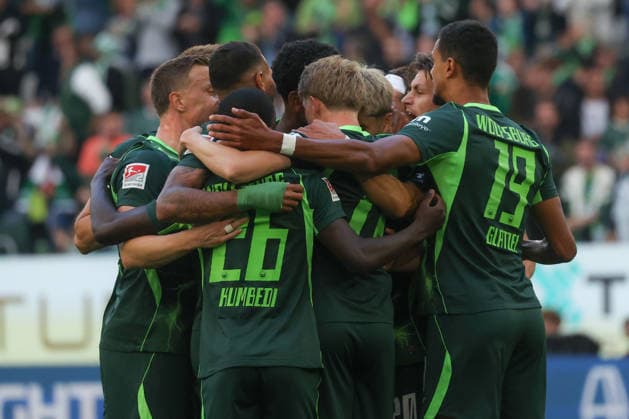 September 18, 2026, xgox, Soccer, 2. Bundesliga, VfL Wolfsburg vs. SV Darmstadt 98, Alexander Bernhardsson (Wolfsburg), 17, cheering, Goal celebration, cheering the goal, celebrate the goal, celebration DFL DFB REGULATIONS PROHIBIT ANY USE OF PHOTOGRAPHS as IMAGE SEQUENCES and or QUASI-VIDEO Wolfsburg